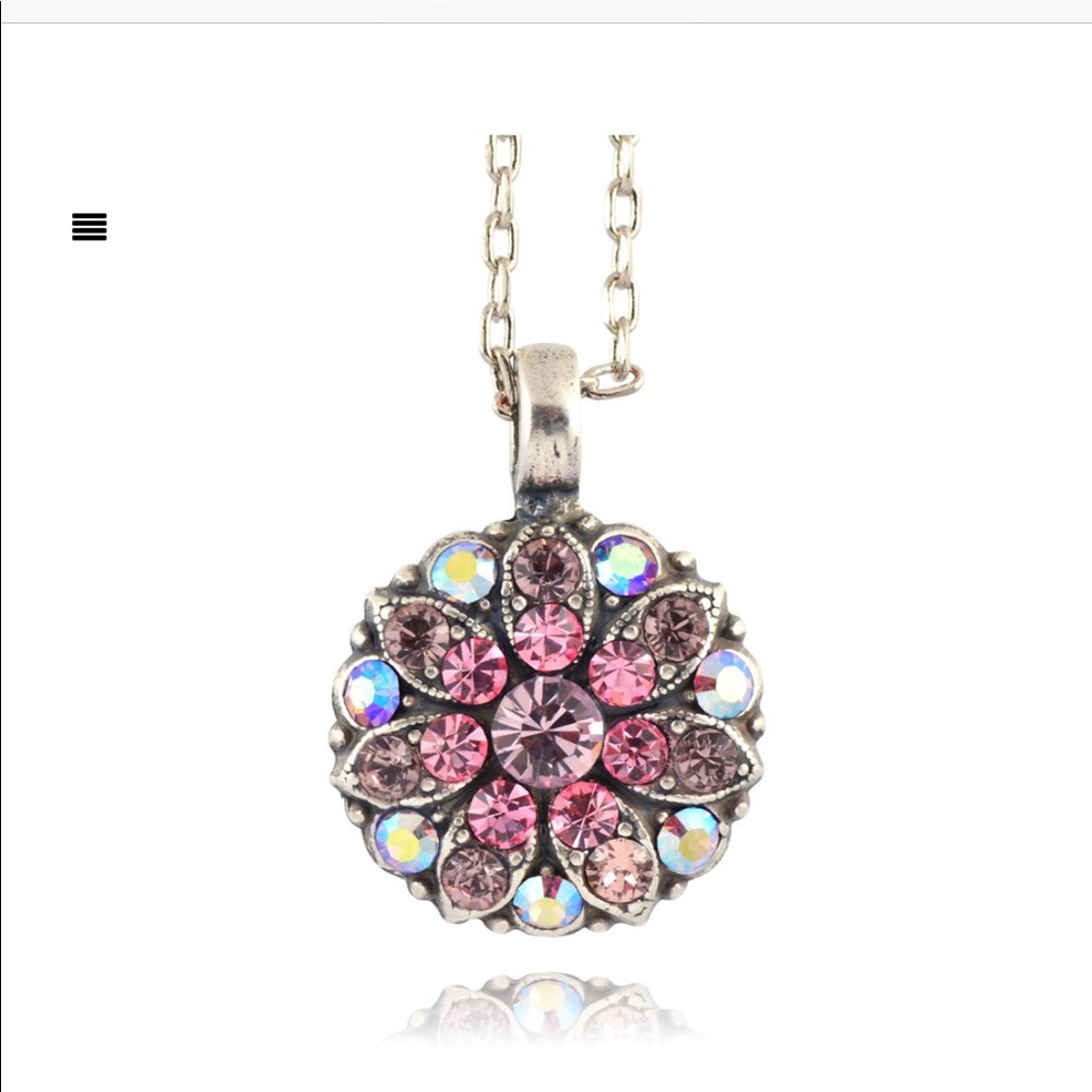 Mariana Guardian Angel Pink necklace